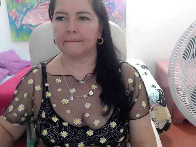 leonela webcam