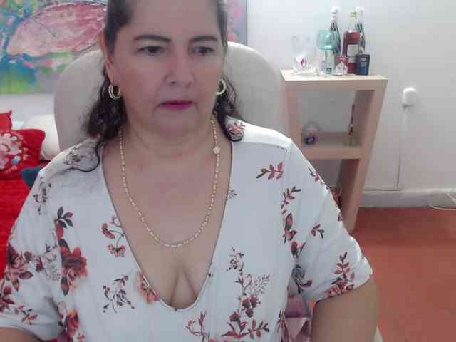 leonela webcam