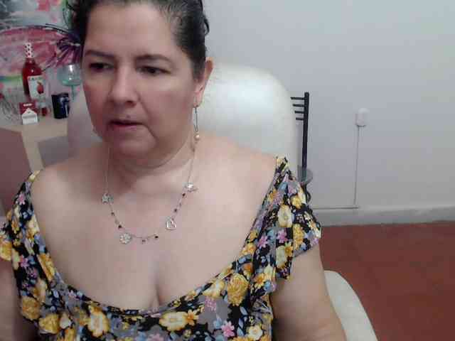 leonela webcam