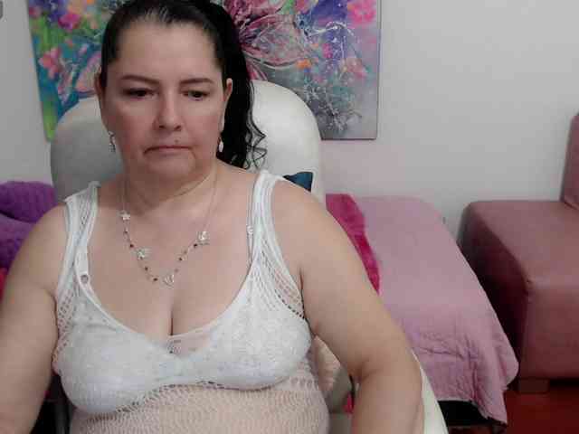 leonela webcam