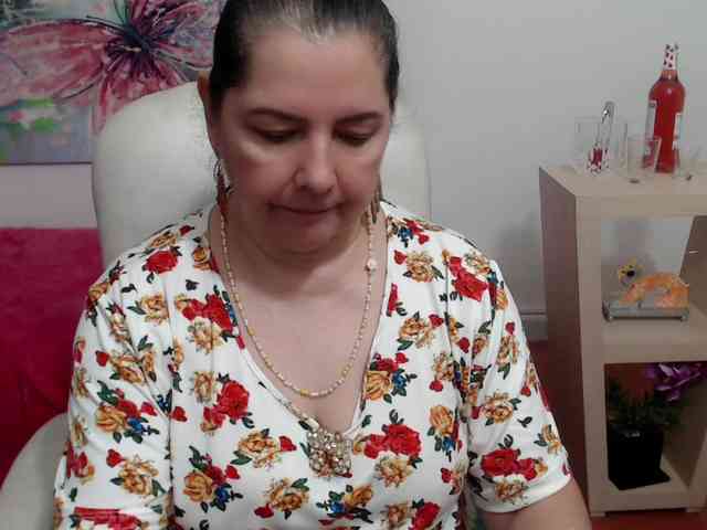 leonela webcam