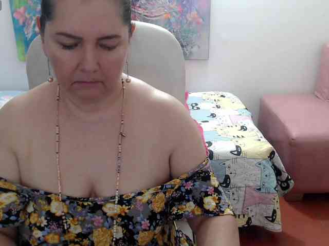 leonela webcam