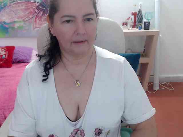 leonela webcam