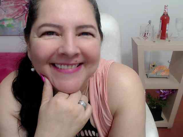 leonela webcam