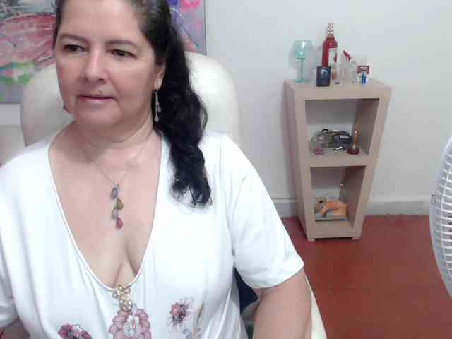 leonela webcam