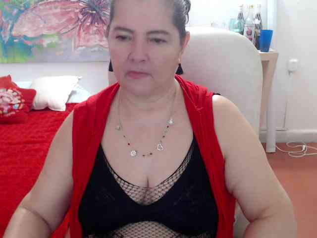 leonela Live Webcam on BongaCams