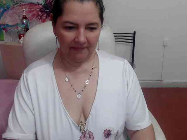 leonela webcam