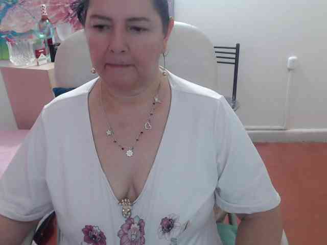 leonela webcam