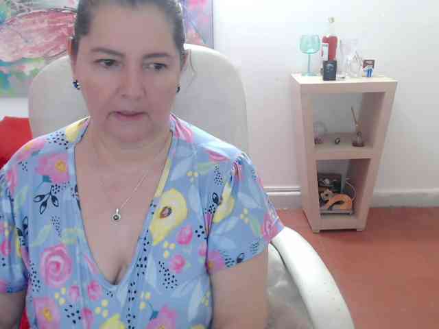 leonela webcam