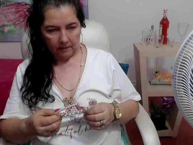 leonela webcam