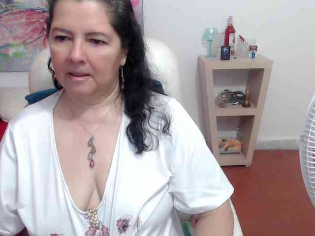 leonela webcam
