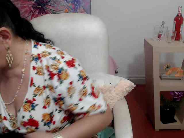 leonela webcam