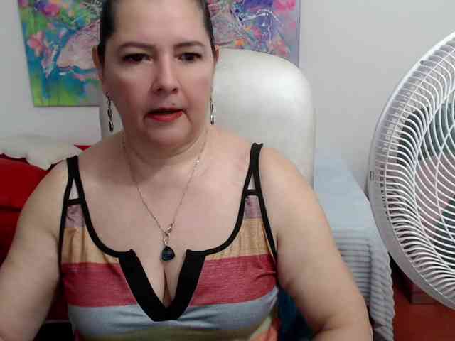 leonela webcam