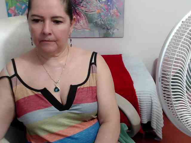 leonela webcam