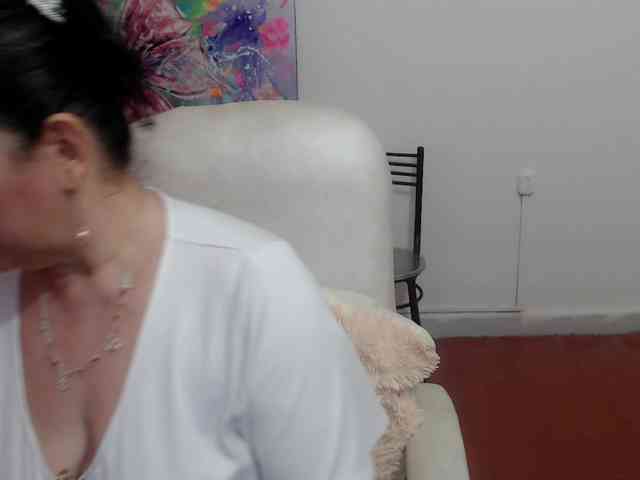 leonela