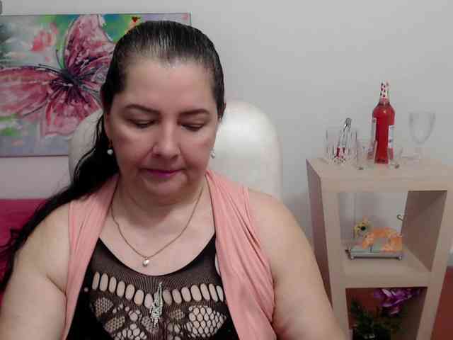 leonela webcam