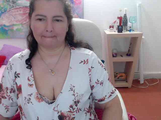 leonela webcam