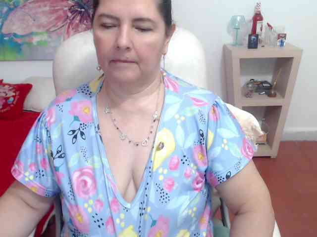 leonela leonela