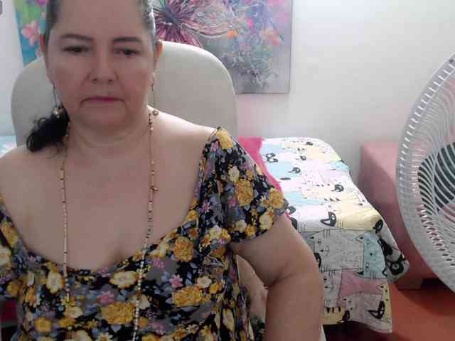 leonela webcam