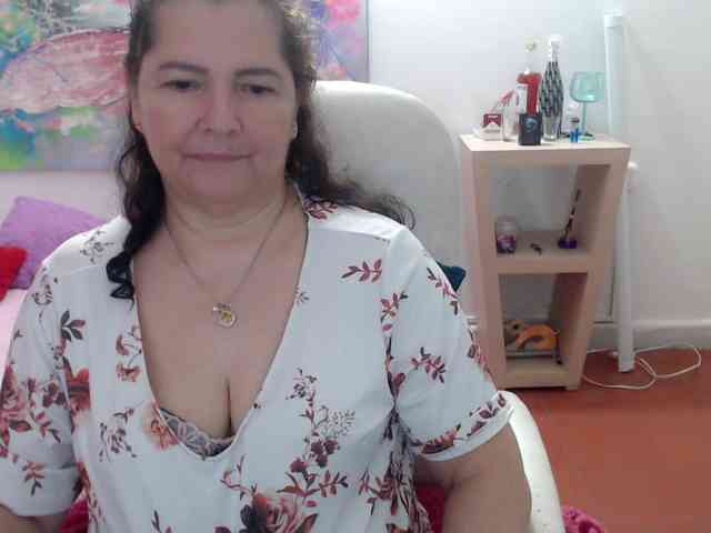 leonela webcam