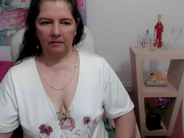 leonela webcam