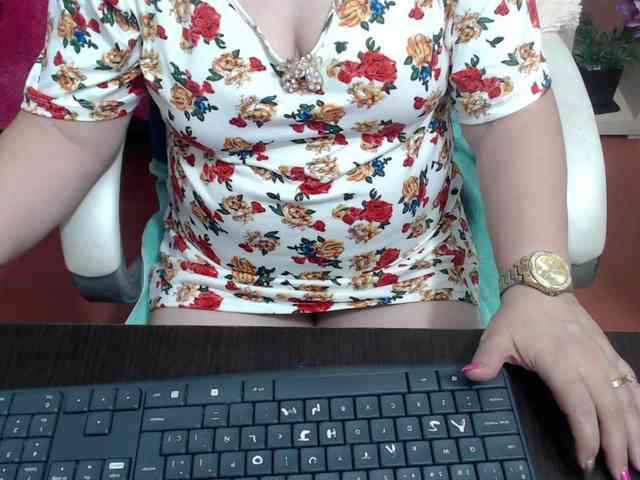 leonela webcam