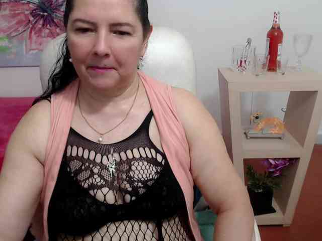 dirty adult chat Leonela