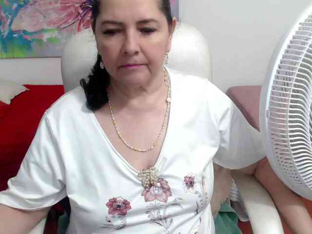 leonela webcam