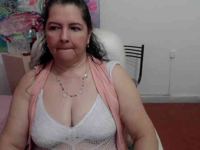 leonela webcam
