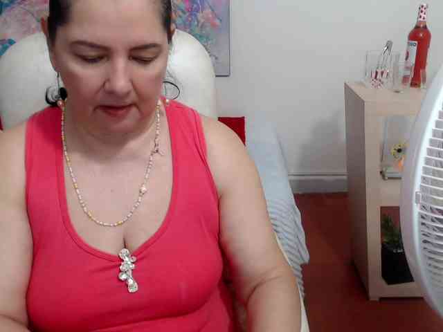 leonela webcam