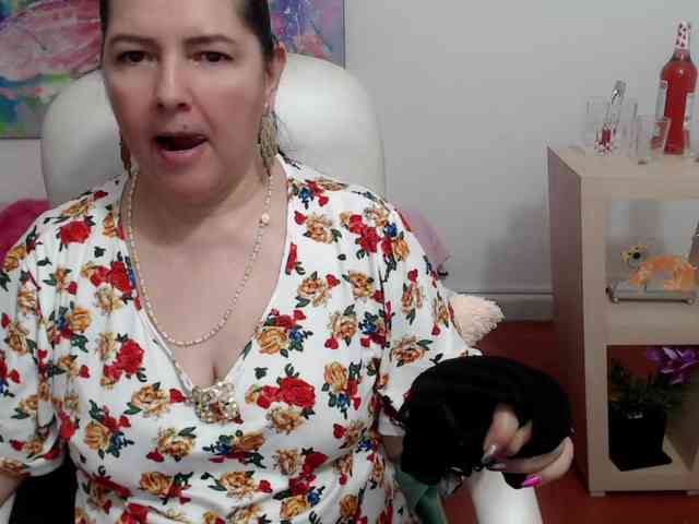 leonela webcam