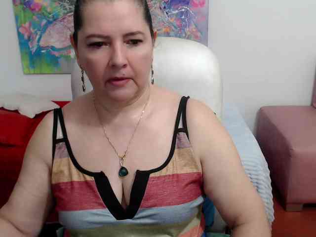 leonela webcam