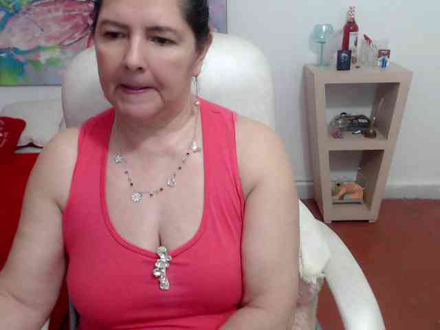leonela leonela