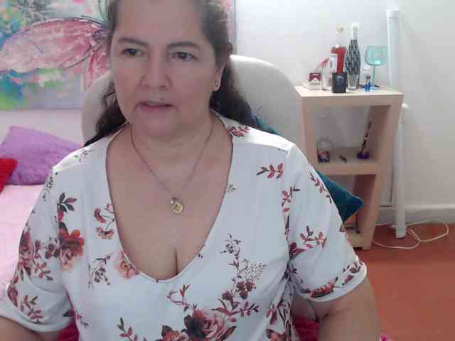 leonela webcam