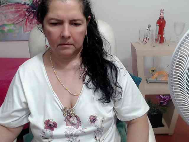 leonela webcam