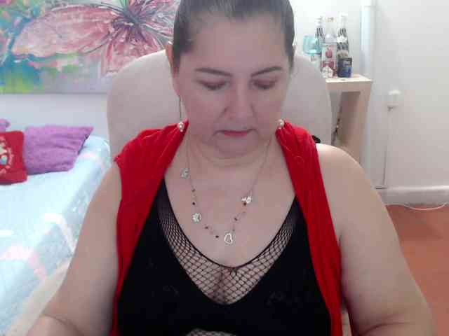 leonela Live Webcam on BongaCams