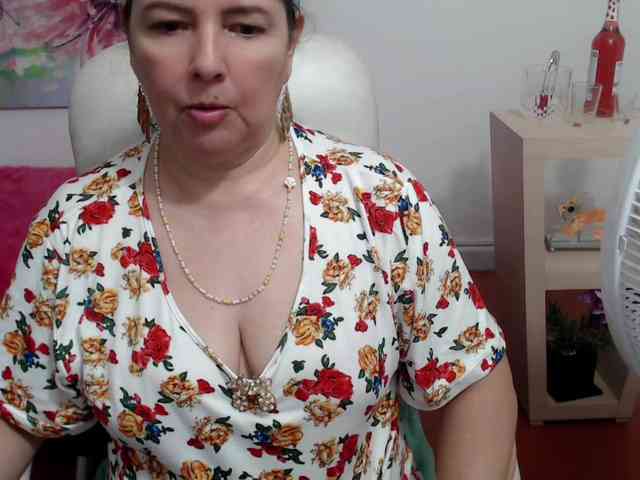 leonela webcam
