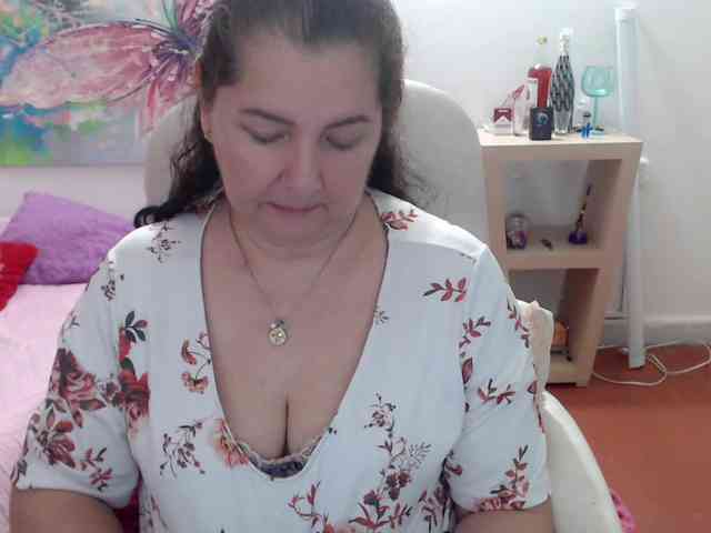 leonela webcam