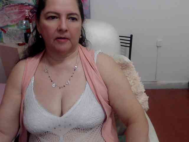 leonela webcam