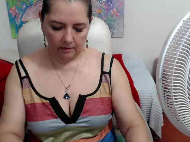 leonela webcam