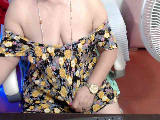 leonela webcam