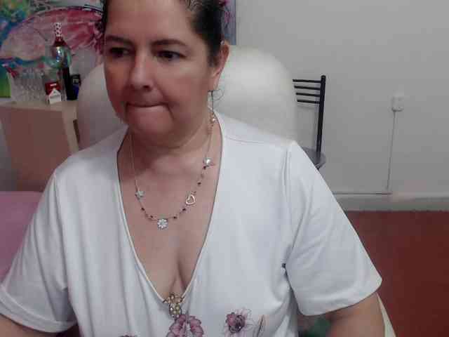 leonela webcam