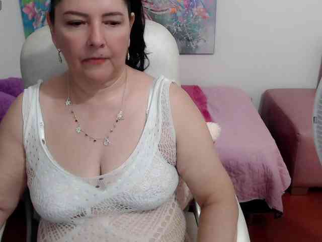 leonela webcam
