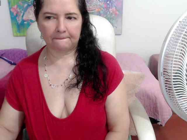 leonela webcam