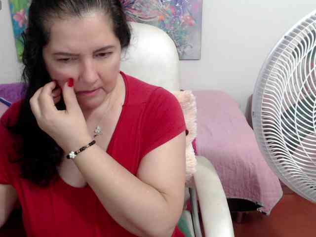 leonela webcam