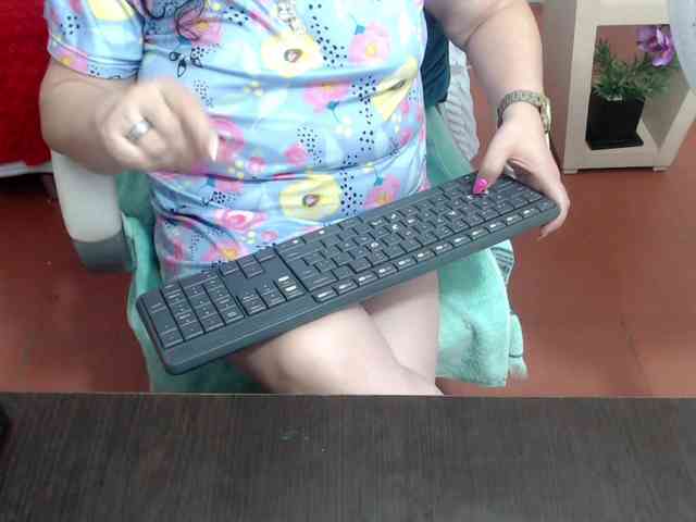 leonela webcam