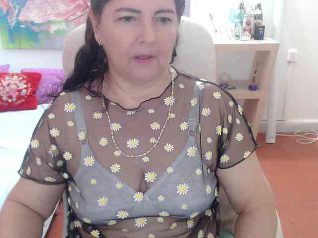 leonela Live Webcam on BongaCams