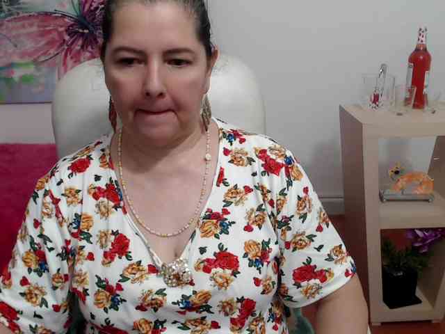 leonela webcam