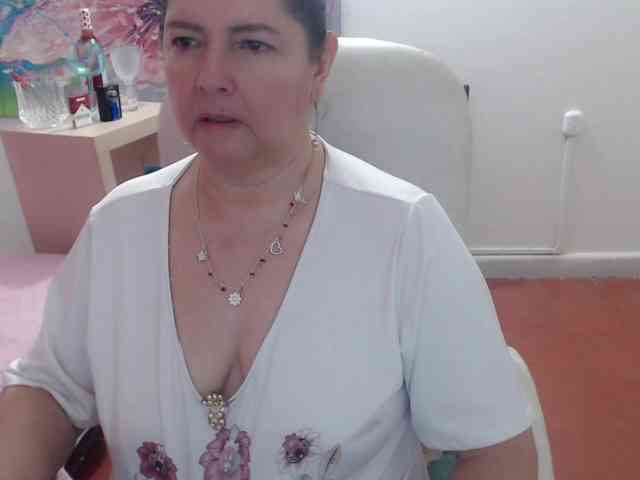 leonela webcam
