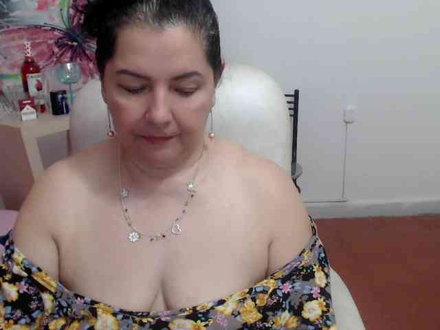 leonela webcam